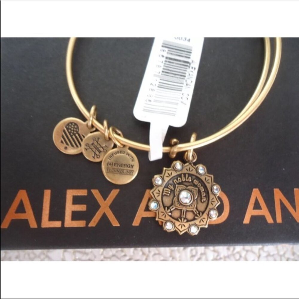 💞 NWT ALEX AND ANI - Maid of Honor Charm Bracelet   745